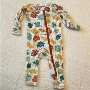 Angel Dear - Leaf Print Baby Onesie